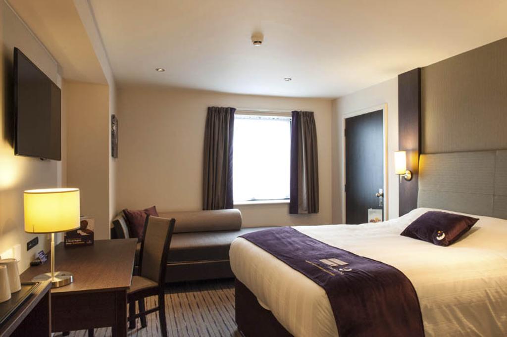 Premier Inn London Croydon West - Purley A23 Стая снимка