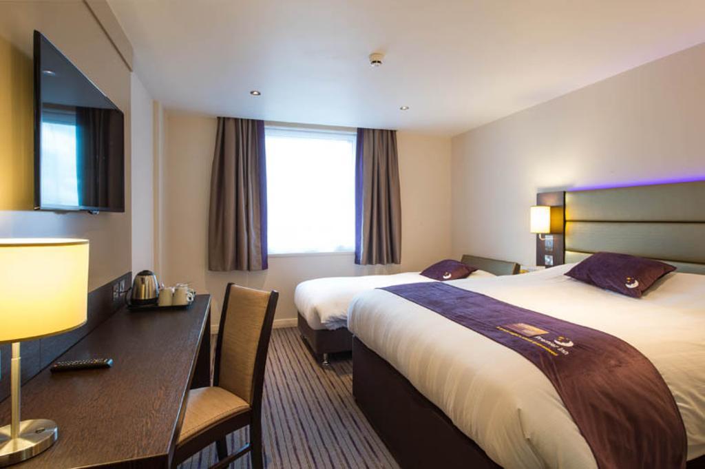 Premier Inn London Croydon West - Purley A23 Стая снимка