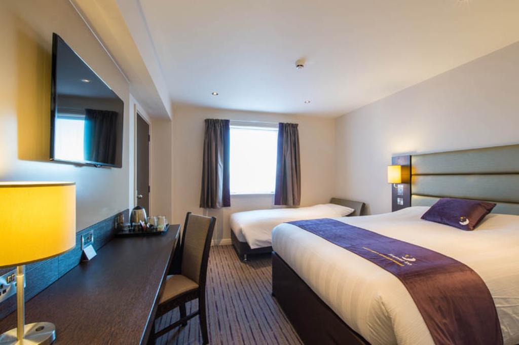 Premier Inn London Croydon West - Purley A23 Стая снимка