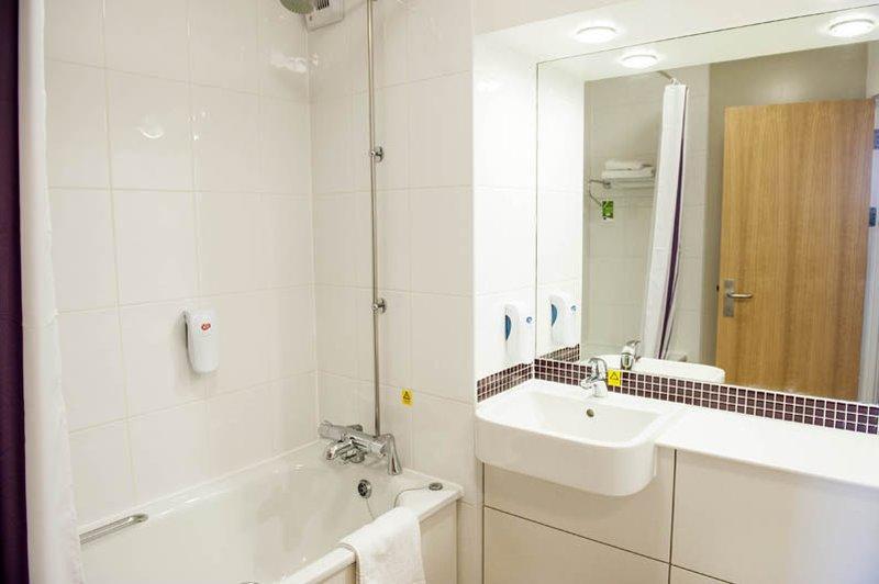 Premier Inn London Croydon West - Purley A23 Екстериор снимка